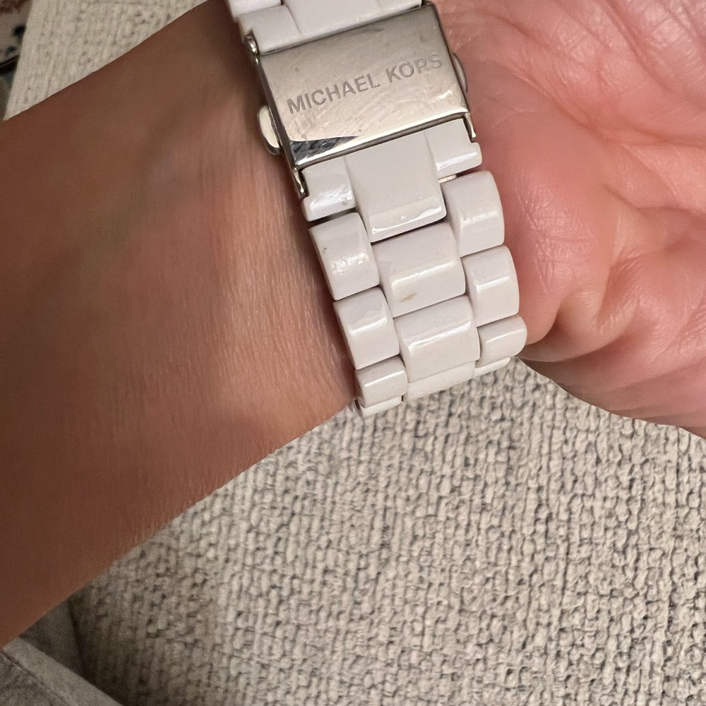 Michael Kors watch - Picture 4 of 5